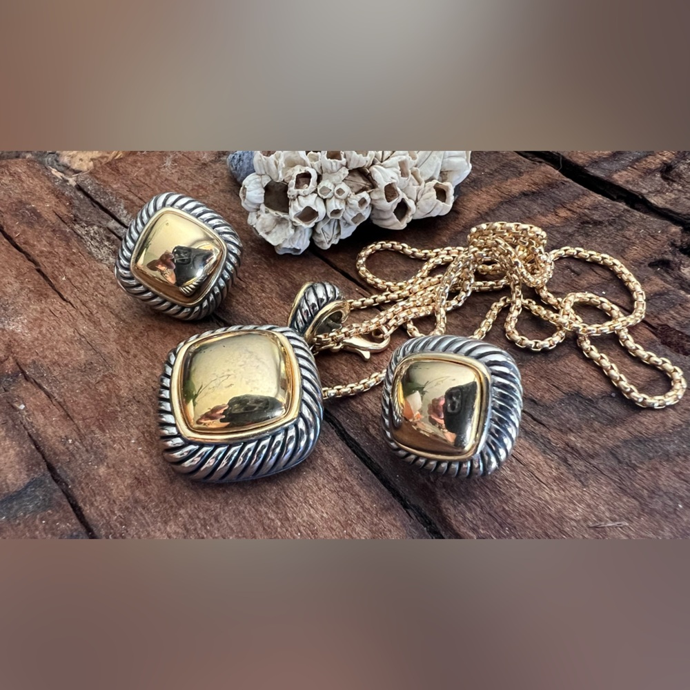Gold and Silver Pendant Necklace